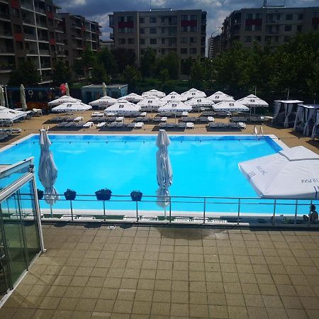 Alex Mnl Lux Apartment 2 Free Parking Bukarest Exterior foto